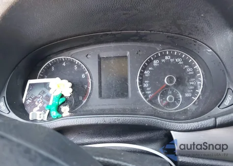 2015 Volkswagen Passat 1.8T Se из США, поврежденный, VIN 1VWBT7A31FC063582